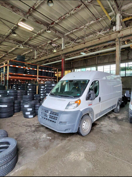 Full mobile tire service at your door step Full mobile tire service at your door step